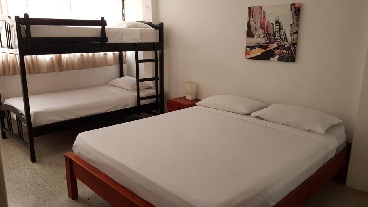 סלינאס Chaqana Hostel מראה חיצוני תמונה