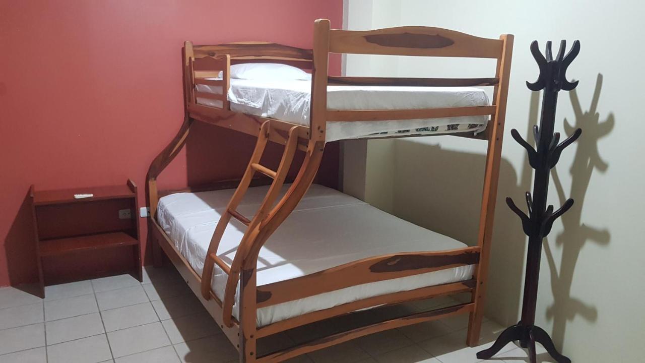 סלינאס Chaqana Hostel מראה חיצוני תמונה